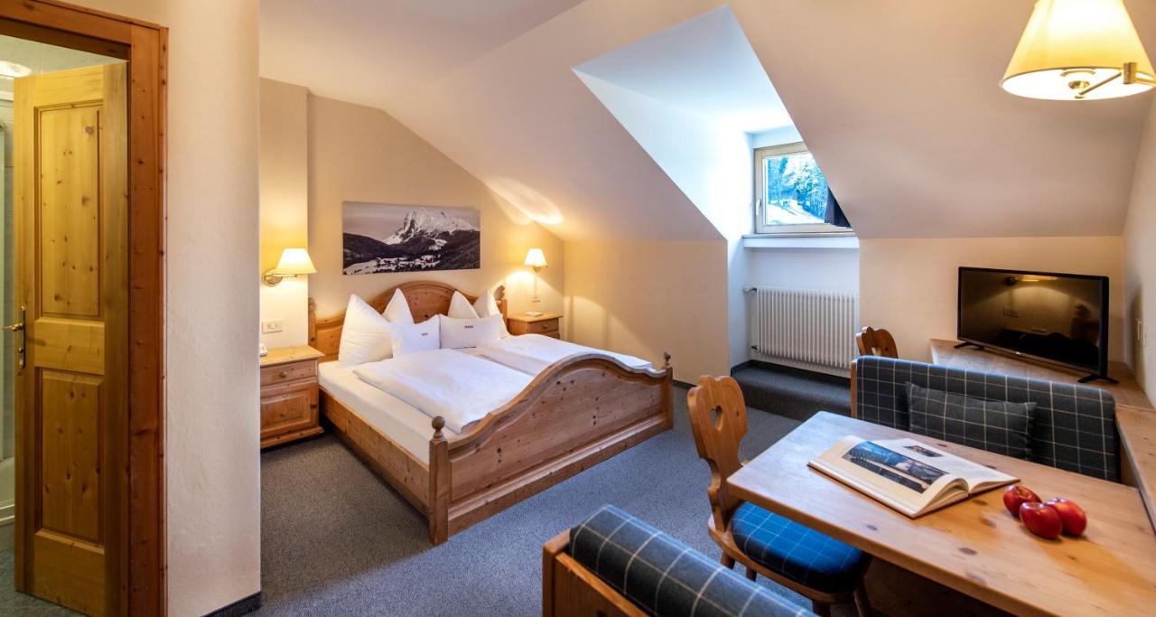 Hotel Ansitz Fonteklaus à Laion Extérieur photo